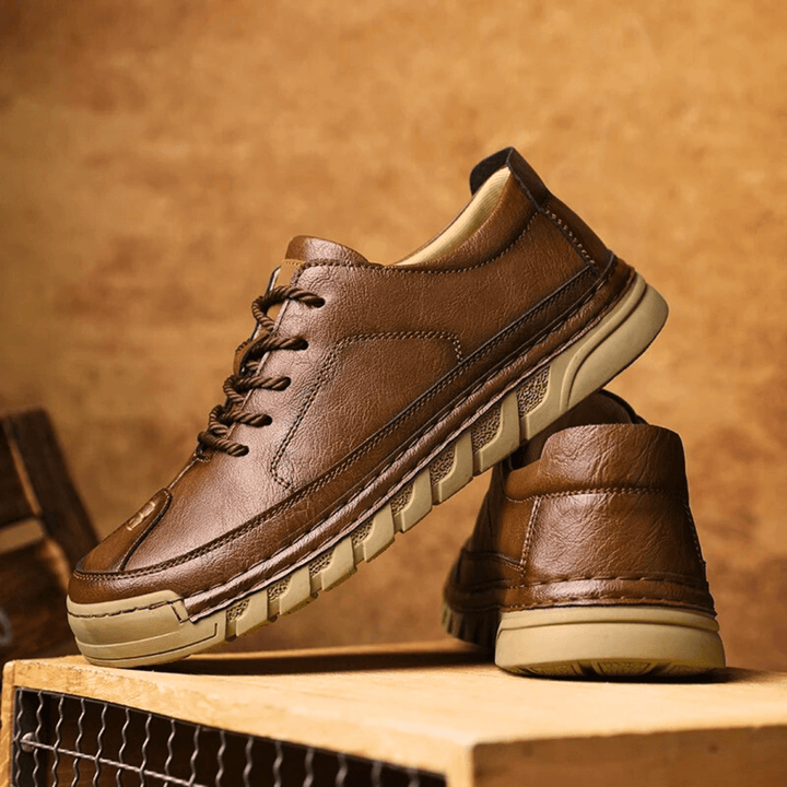 Easton Leather Trainer