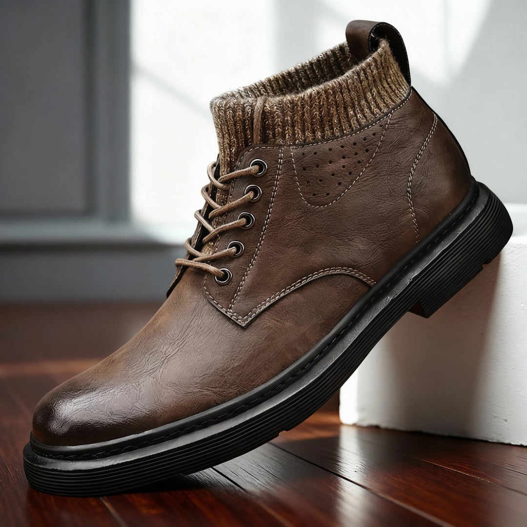 Roger Hilton Collar Boots