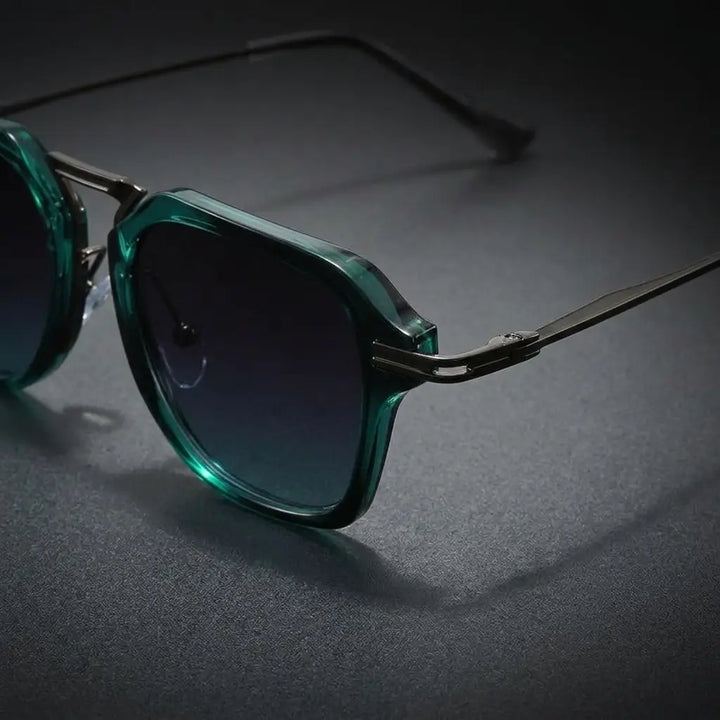 Sestri Shades